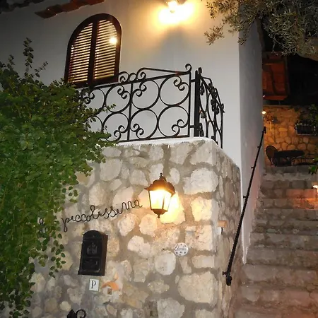 Villino La Piccolissima Villa